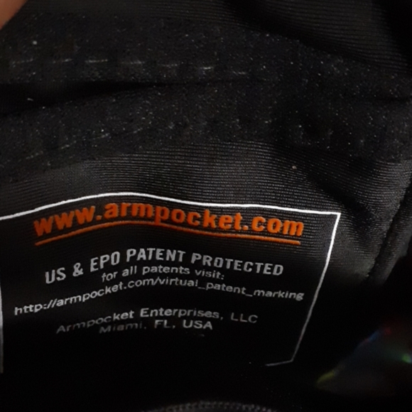 Armpocket Armband ( Unisex) - Picture 4 of 5